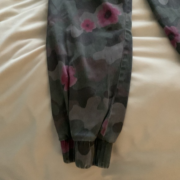 Cargo look, girly look pant - Picture 5 of 5